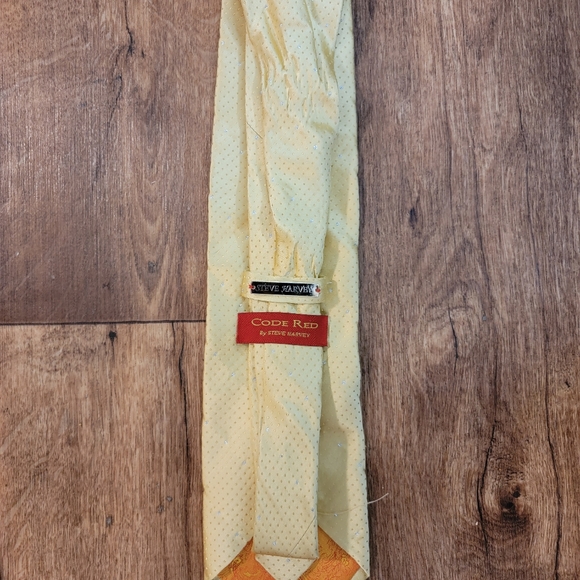 Steve Harvey Yellow with small rhinestones Tie - Picture 2 of 2